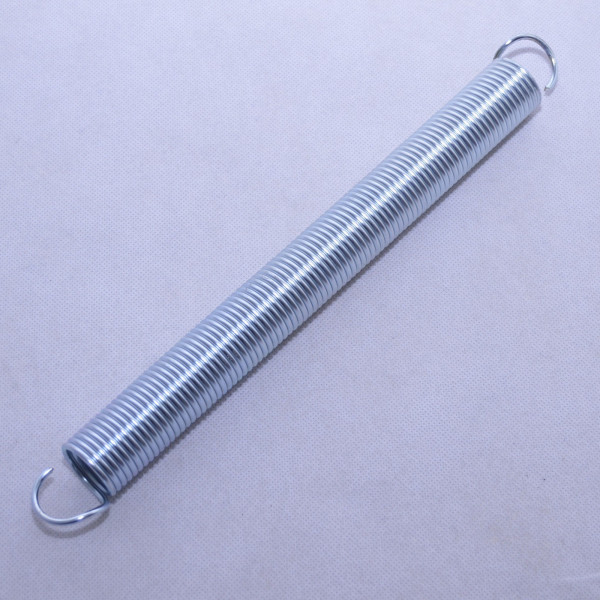 Zugfeder Feder ø 28 mm, 300 mm / 30 cm lang, d= 2,8 mm verzinkt